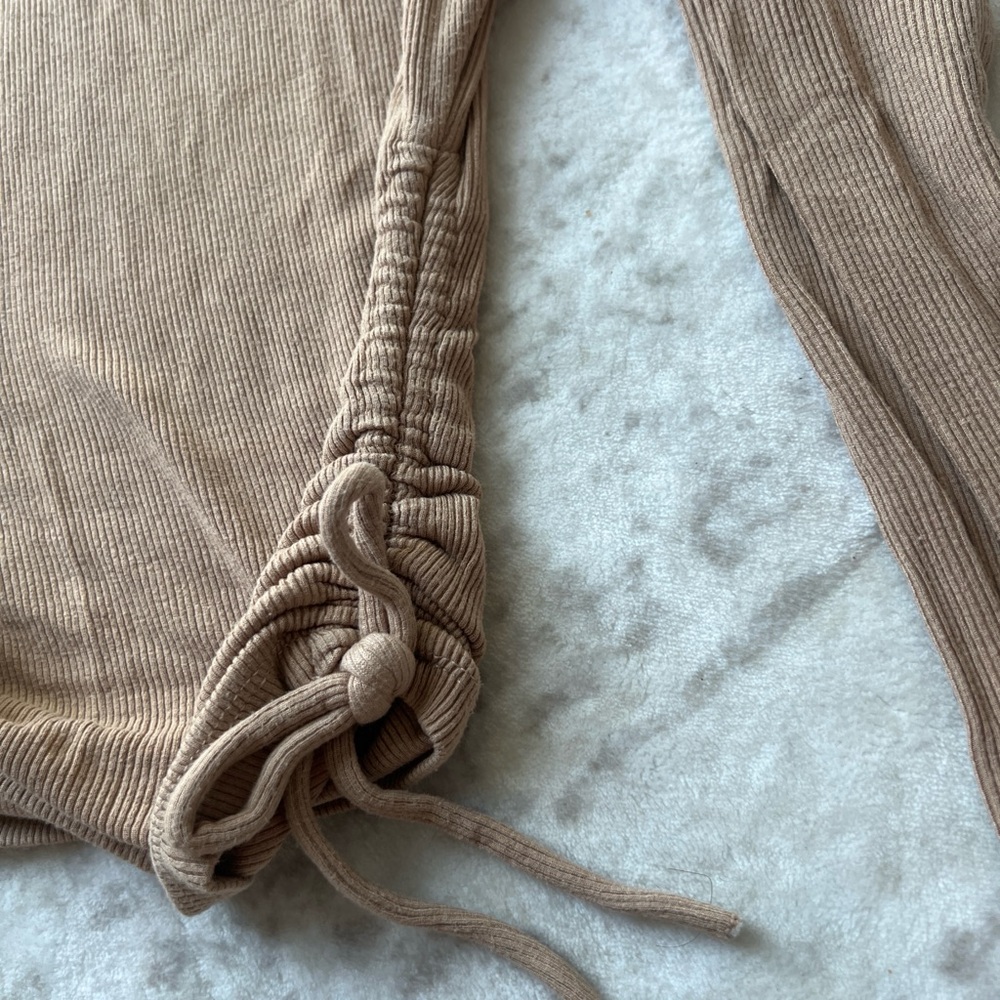 Princess Polly Tan Long Sleeve Top - Picture 3 of 5